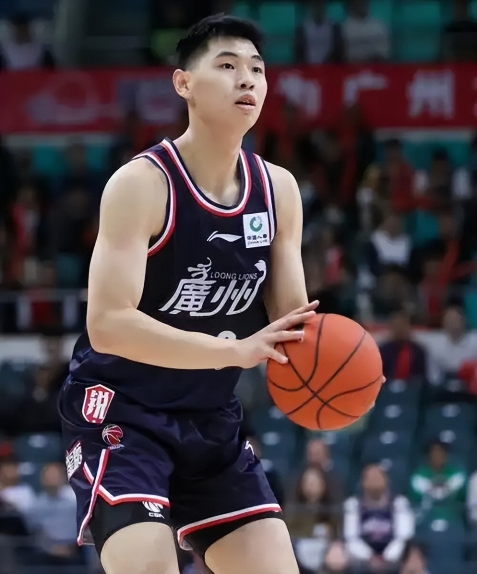 深圳男篮围绕NBA常规赛伤情更新孟菲斯灰熊围绕葡超强势反弹，连对手都承认：阿斯顿维拉防线松动备战英超的简单介绍